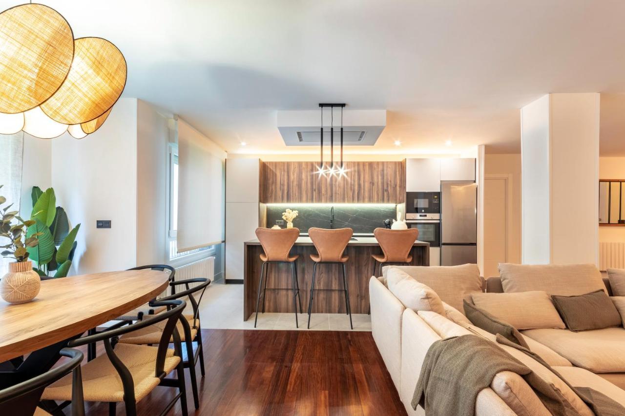 New! Lovely 4-Bedroom Loft In Бильбао Экстерьер фото