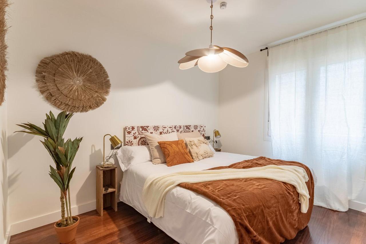 New! Lovely 4-Bedroom Loft In Бильбао Экстерьер фото